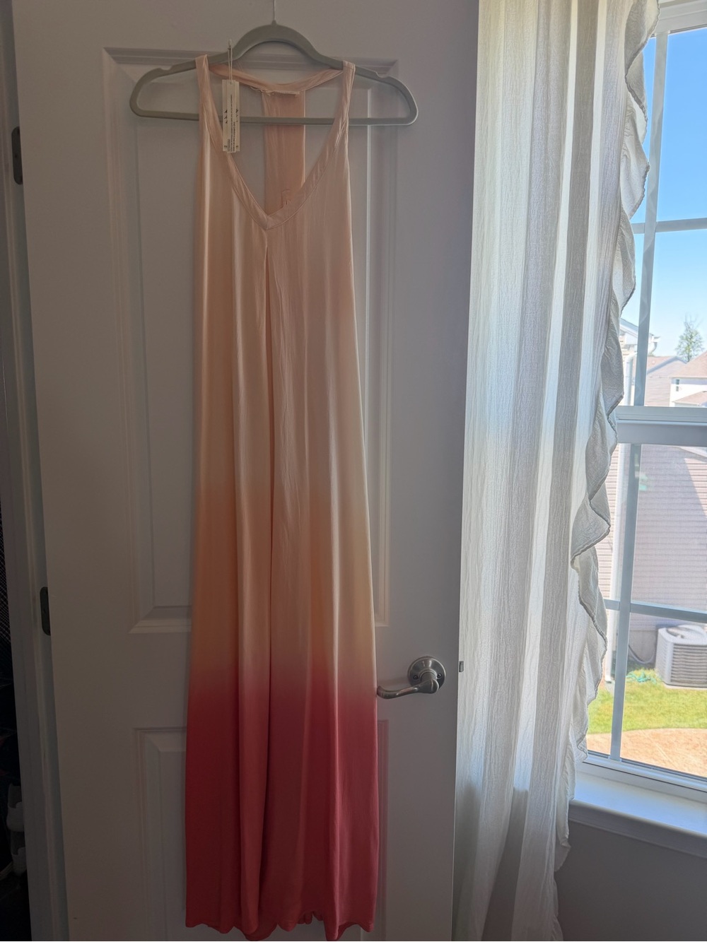 Vici Ombre Maxi Dress in Peach to Coral - Picture 3 of 3